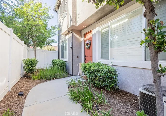 Homes for sale in Moreno Valley, CA | 27923 Cactus Avenue, Moreno Valley, CA 92555 | Houzeo