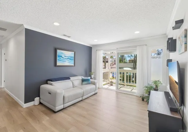 Homes for sale in Vista, CA | 669 Diamond Way #235, Vista, CA 92083 | MLS# NDP2605258