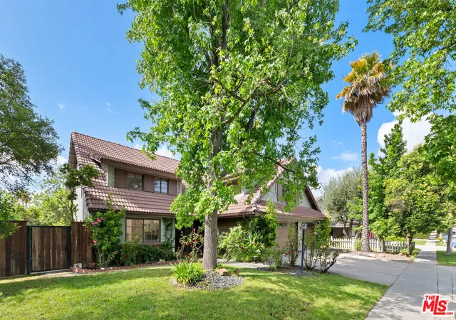 Homes for sale in Agoura Hills, CA | 26926 De Berry Dr, Agoura Hills, CA 91301 | MLS# 26833357