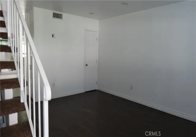 4th image of 16741 Parthenia #3, Northridge, CA 91343 | MLS# SR26118792