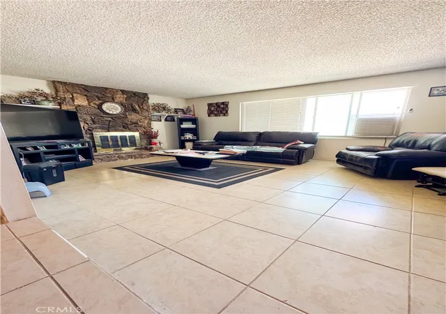 Photo 3 of Sale Pending at 2016 Barcelona Cir, Barstow, CA 92311 | MLS# HD26118166 | Listing updated on 2026-10-07