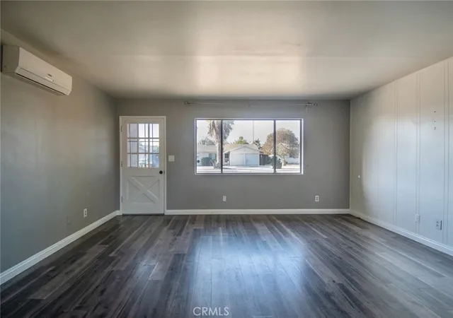 Photo 3 of Sale Pending at 1101 Val Verde, Hemet, CA 92543 | MLS# IV26119308 | Listing updated on 2026-10-02