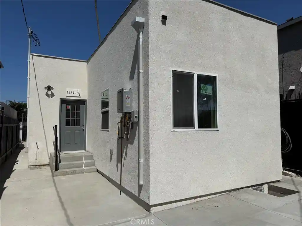 Single family home for sale at 11810 S Figueroa, Los Angeles, CA 90061 | MLS# CV26117840