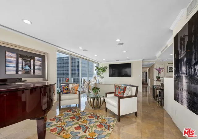 4th image of 2160 Century Pkwy, Los Angeles, CA 90067