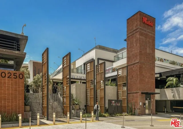 2nd image of 2160 Century Pkwy, Los Angeles, CA 90067