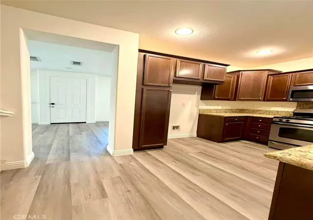 5th image of 31917 Red Pine Wy, Temecula, CA 92592 | MLS# TR26119388