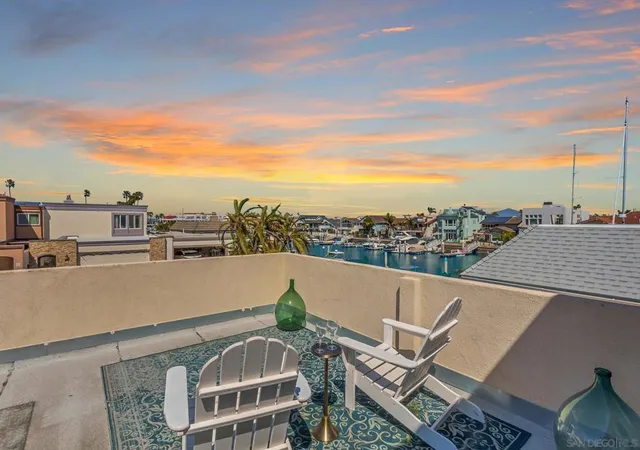 Photo 1 of Sale Pending at 4 Gingertree Ln, Coronado, CA 92118 | MLS# 260013293SD | Listing updated on 2026-07-02