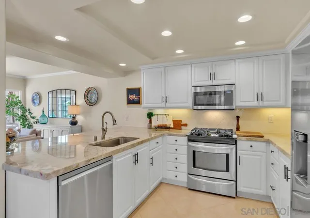 Photo 3 of Sale Pending at 4 Gingertree Ln, Coronado, CA 92118 | MLS# 260013293SD | Listing updated on 2026-07-02