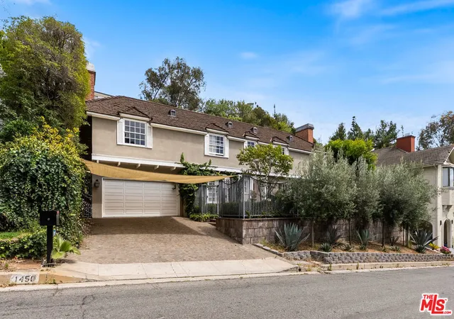 1st image of 1450 N Doheny Dr, West Hollywood, CA 90069 | MLS# 26841711