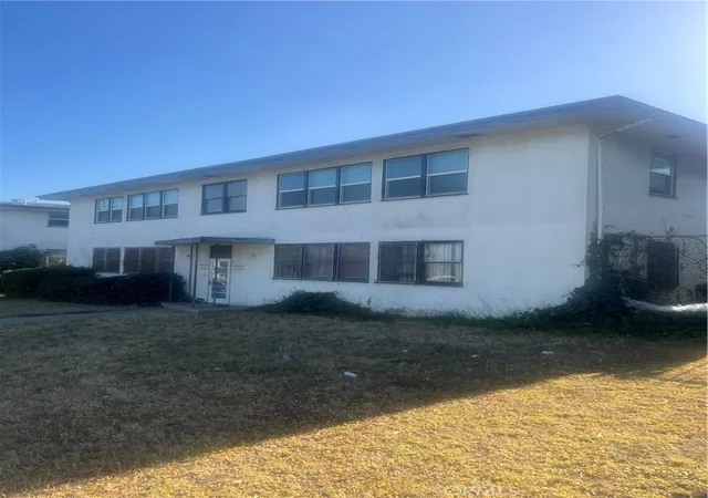 5th image of 7606 1/4 Crensaw Blvd, Los Angeles, CA 90043 | MLS# PW26119643