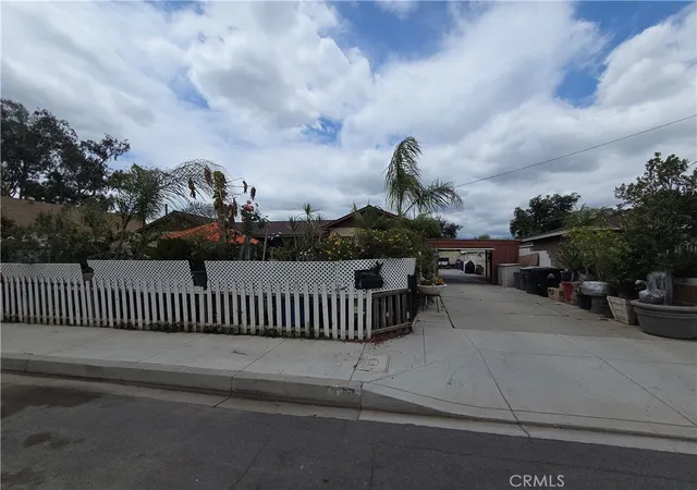 Homes for sale in Ontario, CA | 322 W Phillips, Ontario, CA 91762 | MLS# CV26119653