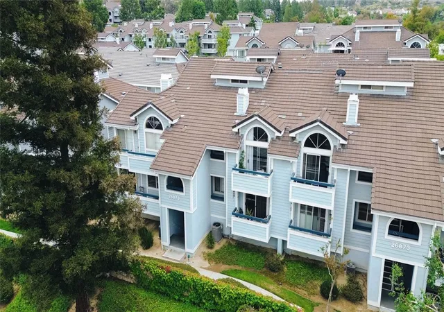 1st image of 26873 Claudette St #112, Canyon Country, CA 91351 | MLS# SR26115452
