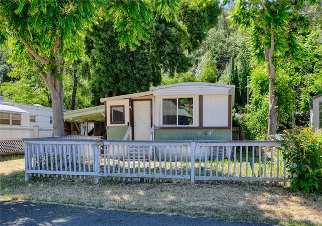Photo 3 of Manufactured home for sale at 3630 Country Clb #58, Lucerne, CA 95458 | MLS# LC26119450 | Listing updated on 2026-09-08