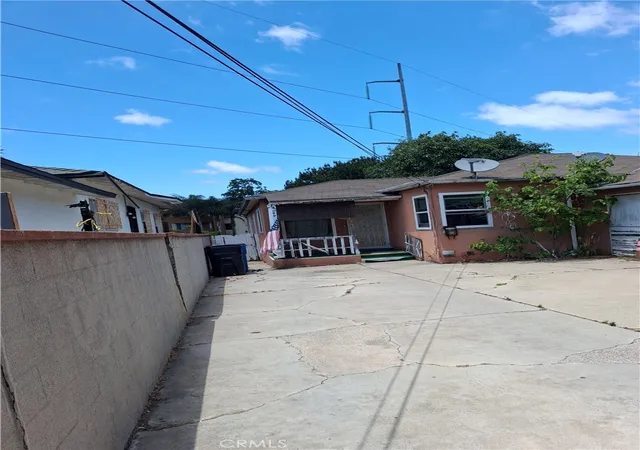 Homes for sale in Inglewood, CA | 637 Hill St, Inglewood, CA 90302 | MLS# IN26119771