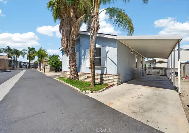 Homes for sale in Hemet, CA | 220 S Elk #37, Hemet, CA 92543 | MLS# IG26119801