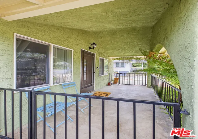 Homes for sale in La Crescenta, CA | 3614 2Nd Ave, La Crescenta, CA 91214 | MLS# 26839595