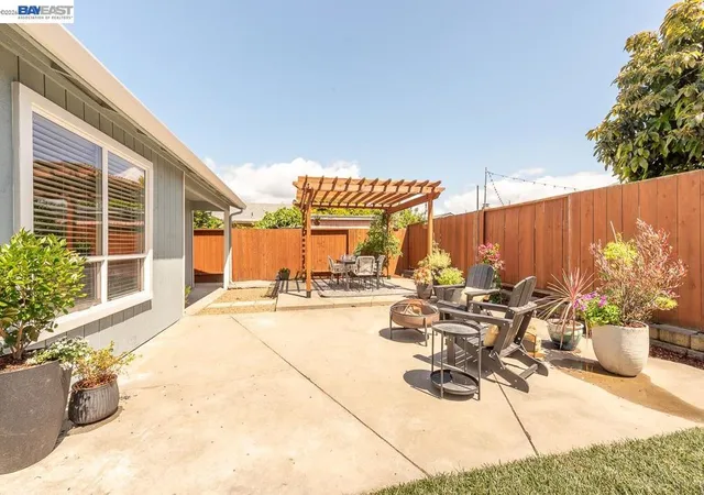 Homes for sale in Union City, CA | 4339 Queensboro Way, Union City, CA 94587 | MLS# 41136880