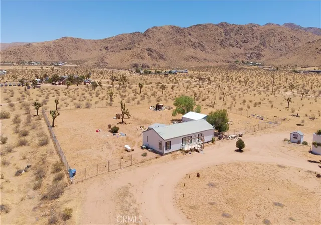 2nd image of 15911 Thomas, Apple Valley, CA 92307 | MLS# HD26119156