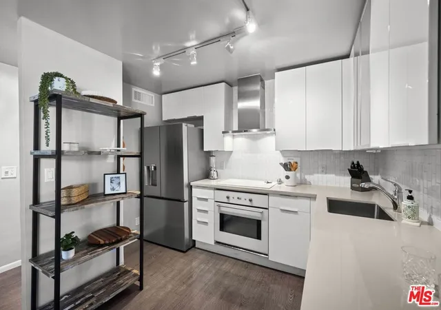 Homes for sale in West Hollywood, CA | 970 Palm Ave #218, West Hollywood, CA 90069 | MLS# 26841393