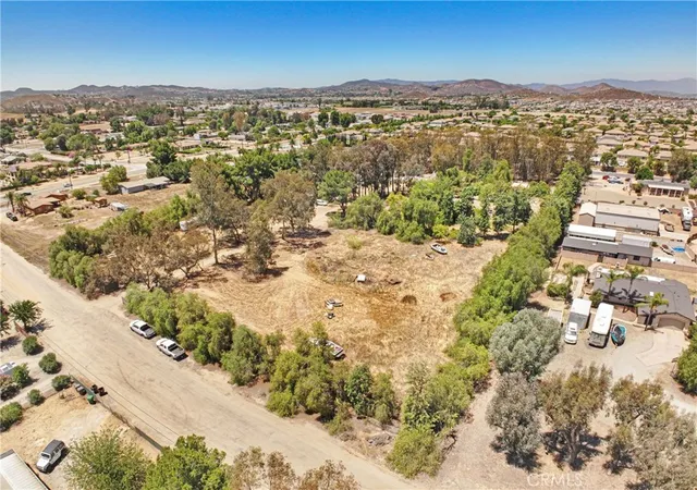 Photo 2 of Single family home for sale at 30925 Old Windmill Rd, Menifee, CA 92584 | MLS# PW26119538 | Listing updated on 2026-06-09
