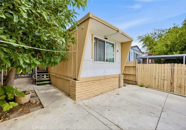 4th image of 5803 Mission Blvd, Jurupa Valley, CA 92509 | MLS# DW26119909