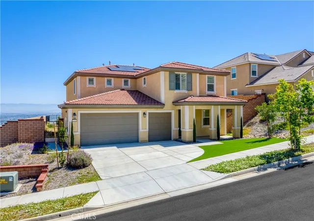 Photo 1 of Single family home for sale at 2725 Sierra Bella Dr, Corona, CA 92882 | MLS# PW26119934 | Listing updated on 2026-07-01