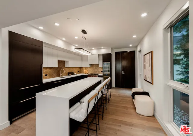 Photo 1 of Condo for sale at 505 S Barrington Ave #208, Los Angeles, CA 90049 | MLS# 26842051 | Listing updated on 2026-09-25