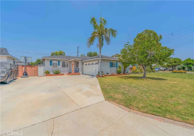 Homes for sale in Bellflower, CA | 10473 Barnwall, Bellflower, CA 90706 | MLS# DW26120008