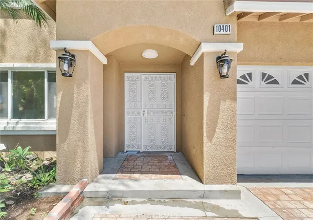 Photo 2 of Single family home for sale at 10401 Park St, Bellflower, CA 90706 | MLS# WS26118776 | Listing updated on 2026-10-01