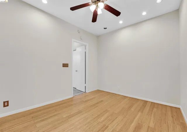 14th image of 147 W Richmond Ave, Richmond, CA 94801 | MLS# 41136892