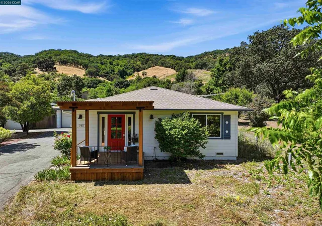 Homes for sale in Martinez, CA | 1911 Franklin Canyon Rd, Martinez, CA 94553 | MLS# 41136899