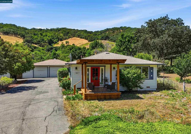 Homes for sale in Martinez, CA | 1911 Franklin Canyon Rd, Martinez, CA 94553 | MLS# 41136899