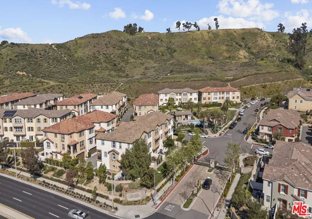 Photo 48 of Sale Pending at 22157 Barrington Way, Santa Clarita, CA 91350 | MLS# 26841987 | Listing updated on 2026-09-13