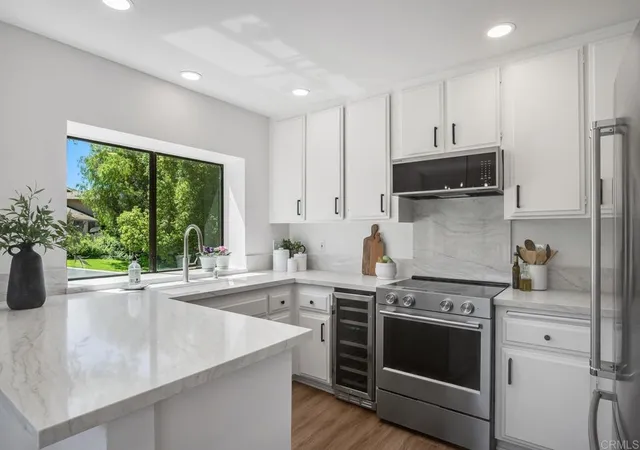 Homes for sale in Fallbrook, CA | 4122 Oak Island, Fallbrook, CA 92028 | MLS# NDP2605297