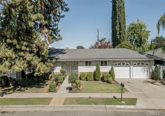 Homes for sale in Fresno, CA | 6326 N Bergeron, Fresno, CA 93704 | MLS# FR26120132