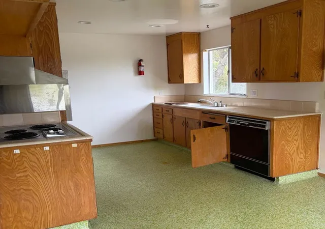 4th image of 34 Cottage Ln, San Carlos, CA 94070 | MLS# ML82049507