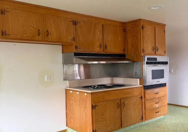 5th image of 34 Cottage Ln, San Carlos, CA 94070 | MLS# ML82049507