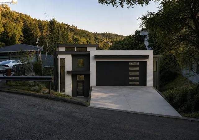1st image of 7158 Buckingham Blvd, Berkeley, CA 94705 | MLS# 41136905
