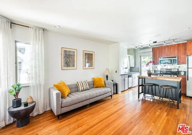 Homes for sale in Santa Monica, CA | 914 20Th St, Santa Monica, CA 90403 | MLS# 26841643