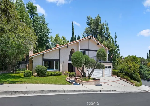 36th image of 17601 Arvida Dr, Granada Hills, CA 91344 | MLS# SR26120137