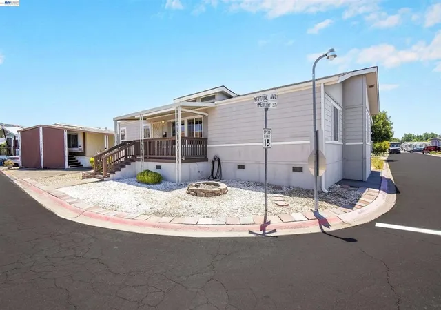 3rd image of 28680 Mercury St, Hayward, CA 94544 | MLS# 41136907