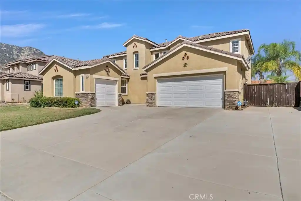 Photo 1 of Single family home for sale at 32859 Fairmont, Lake Elsinore, CA 92530 | MLS# PW26120151 | Listing updated on 2026-08-02
