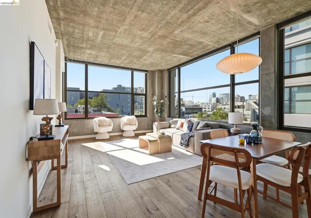 2nd image of 311 2nd St #516, Oakland, CA 94607 | MLS# 41136911