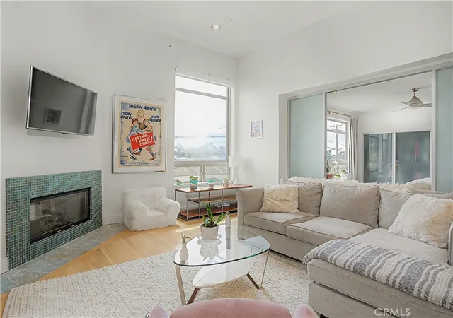 2nd image of 1225 E Grand #D, El Segundo, CA 90245 | MLS# SB26118553
