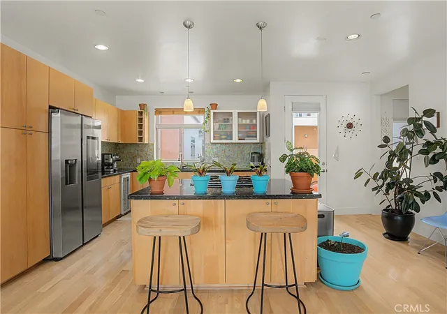 4th image of 1225 E Grand #D, El Segundo, CA 90245 | MLS# SB26118553