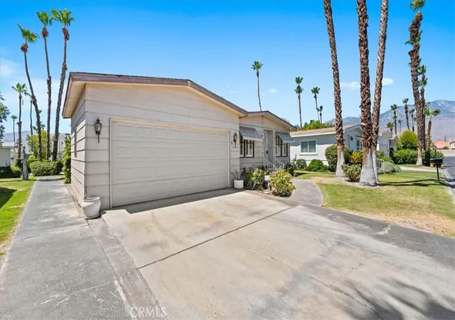 Homes for sale in Cathedral City, CA | 1123 Via Grande, Cathedral City, CA 92234 | MLS# IG26119904