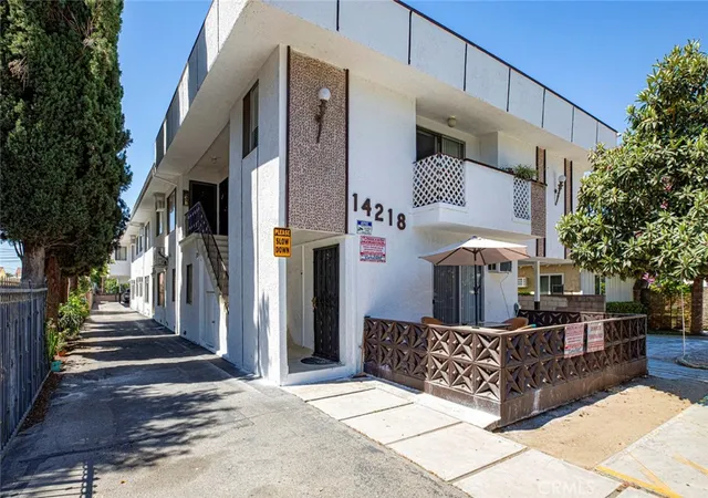 Multi family home for sale at 14218 Sylvan St, Van Nuys, CA 91401 | MLS# BB26108071