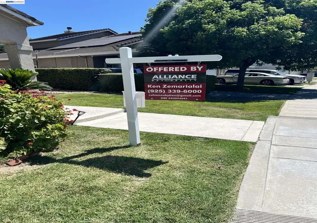 Homes for sale in Manteca, CA | 1058 Junction Dr, Manteca, CA 95337 | MLS# 41136920