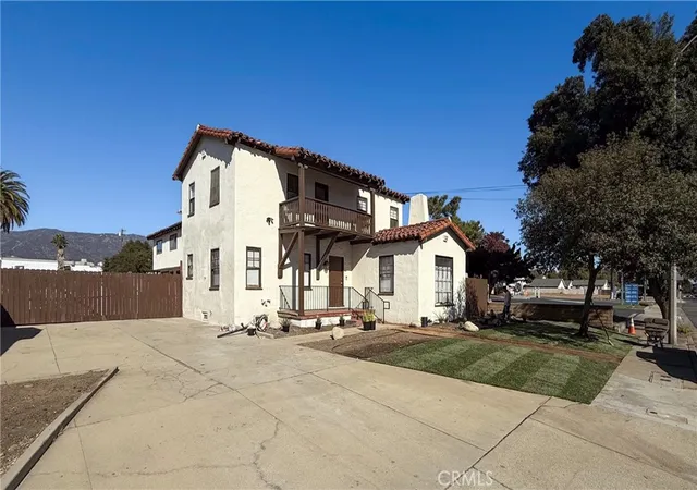 1st image of 433 W Arrow, Claremont, CA 91711 | MLS# CV26120296