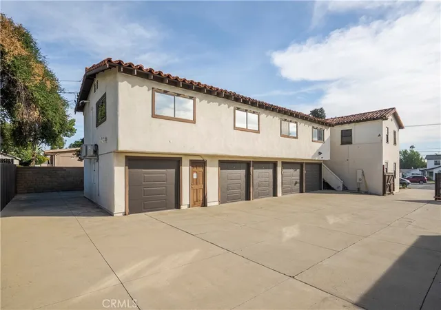 3rd image of 433 W Arrow, Claremont, CA 91711 | MLS# CV26120296